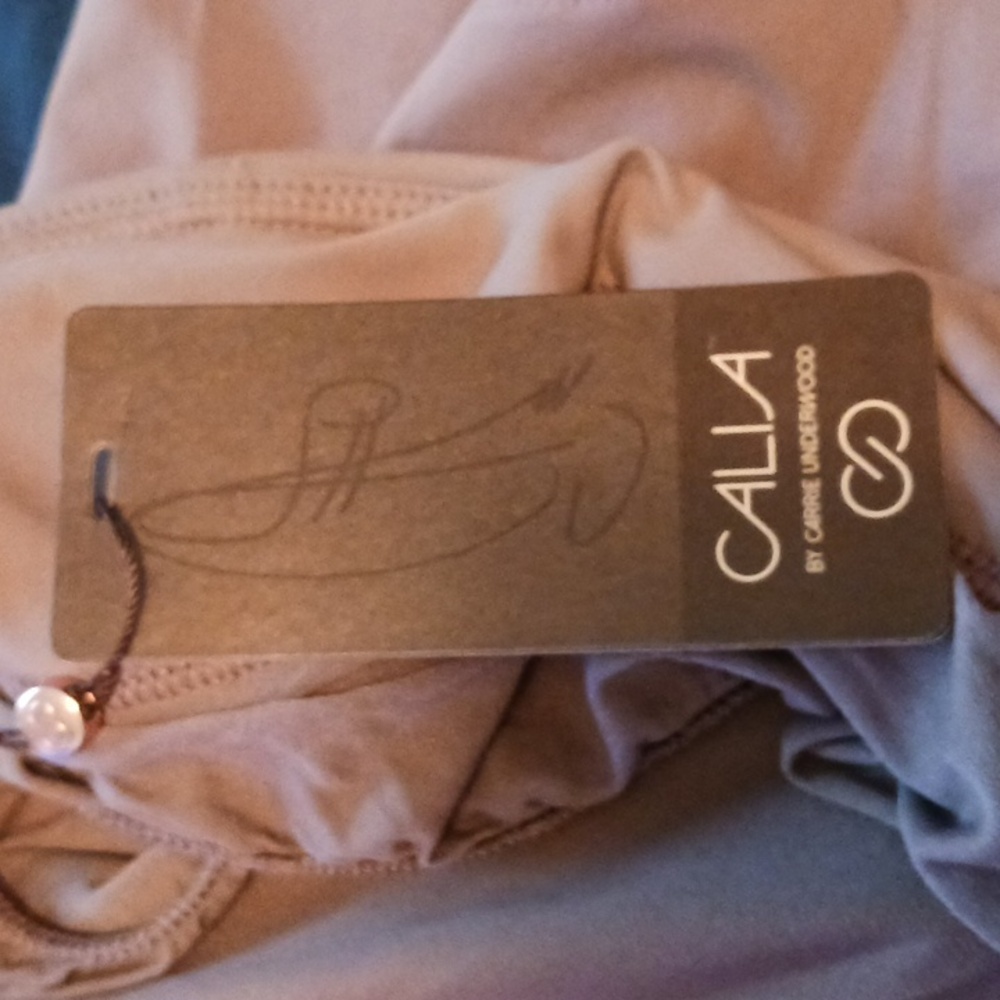 Calia Shorts - Picture 7 of 8